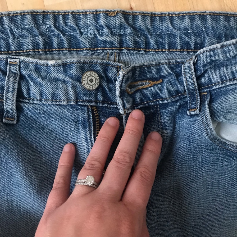 Levi light denim high rise skinny jeans